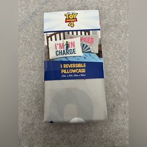 Disney Toy Story 4 “I’M IN CHARGE” Reversible Pillowcase 20”x30” NWT